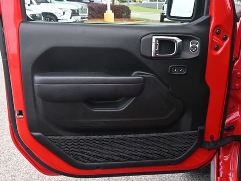 Used 2025 Jeep Wrangler Unlimited Sport S 4xe AWD/4WD image 14