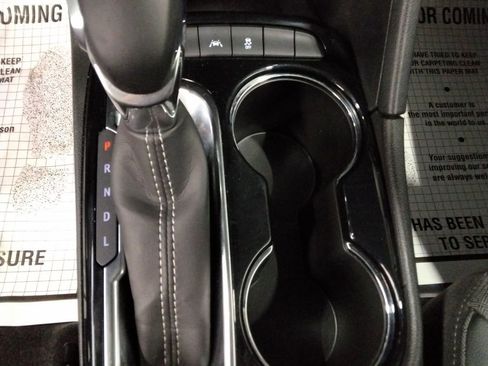 Used 2025 Buick Encore GX Preferred image 19