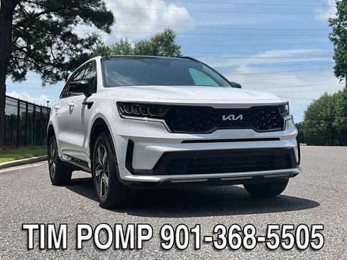 Used 2023 Kia Sorento S w/ Panoramic Sunroof Package FWD image 3