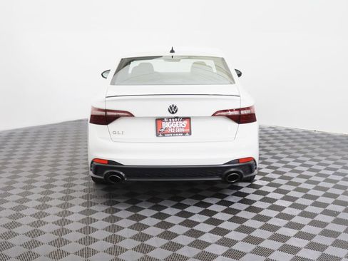 Used 2024 Volkswagen Jetta GLI 40th Anniversary Edition FWD image 7