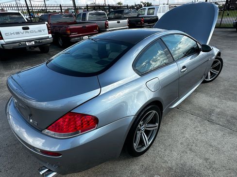 Used 2006 BMW M6 Coupe image 86