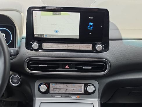 Used 2023 Hyundai Kona Limited FWD image 19