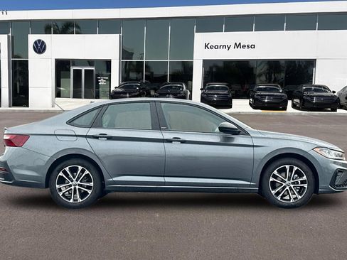 New 2025 Volkswagen Jetta Sport FWD image 3