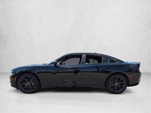 Used 2023 Dodge Charger SXT w/ Blacktop Package RWD image 5