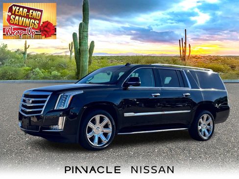 Used 2020 Cadillac Escalade ESV Luxury image 1