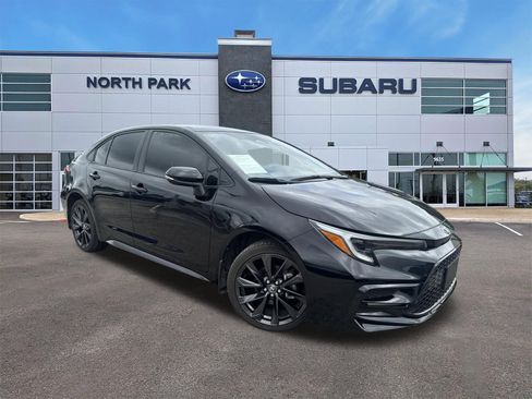 Used 2024 Toyota Corolla SE FWD image 1