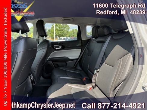 Certified 2022 Jeep Compass Limited image 23