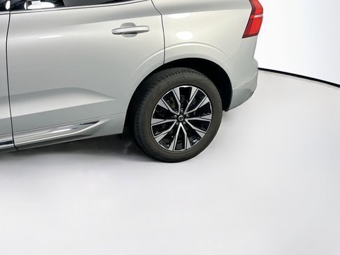 Used 2023 Volvo XC60 B5 Plus w/ Climate Package AWD/4WD image 31