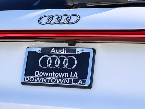 New 2025 Audi Q5 Premium image 11