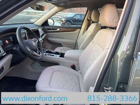 New 2026 Volkswagen Atlas SE image 9