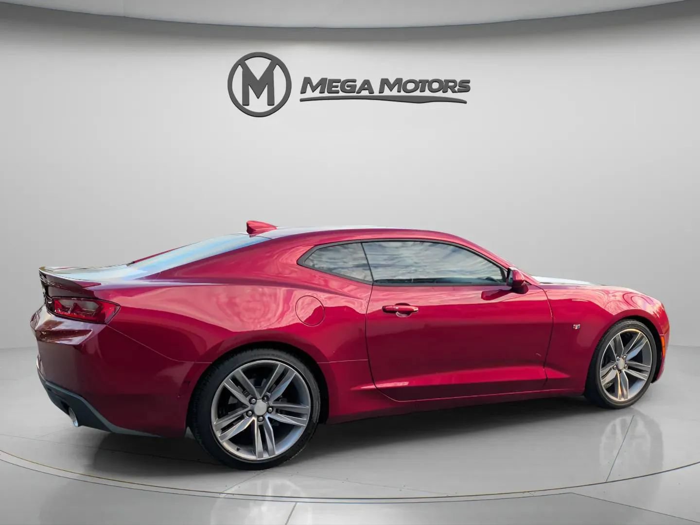 Used 2017 Chevrolet Camaro LT w/ RS Package RWD image 8