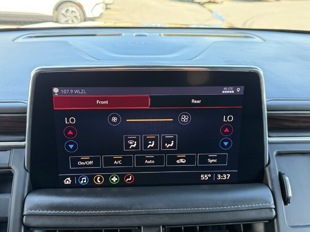 Used 2021 Chevrolet Tahoe LT w/ LT Signature Package AWD/4WD image 16