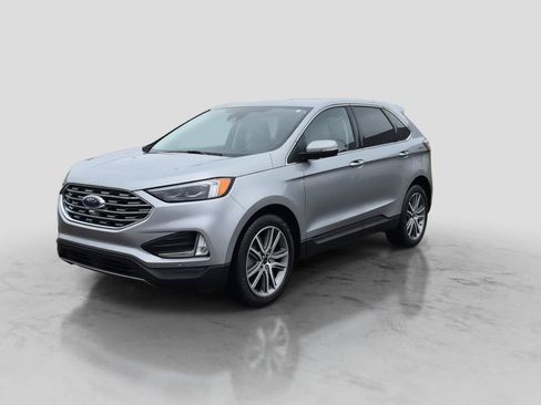Used 2024 Ford Edge Titanium w/ Equipment Group 301A AWD/4WD image 4