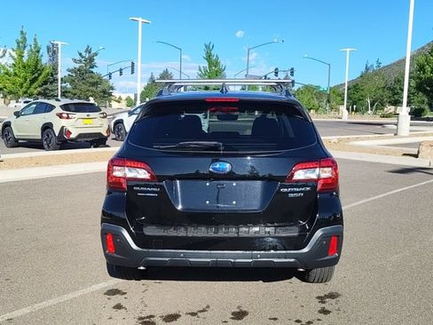 Used 2019 Subaru Outback 3.6R Touring AWD/4WD image 7