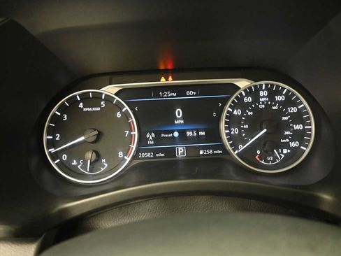 Used 2024 Nissan Sentra SV w/ All-Weather Package FWD image 7