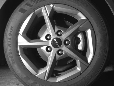 Used 2025 Kia K4 LXS image 13