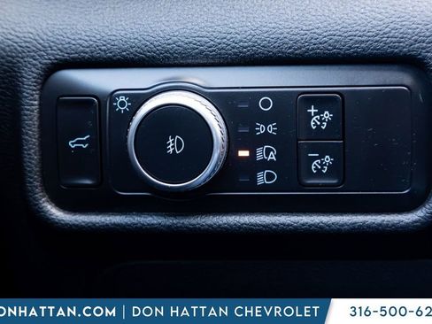 Used 2020 Ford Explorer XLT w/ Equipment Group 202A RWD image 10