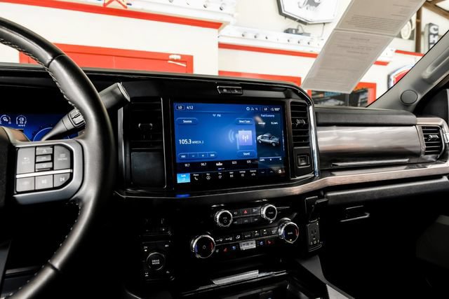 Used 2025 Ford F250 Lariat w/ Chrome Package AWD/4WD image 26