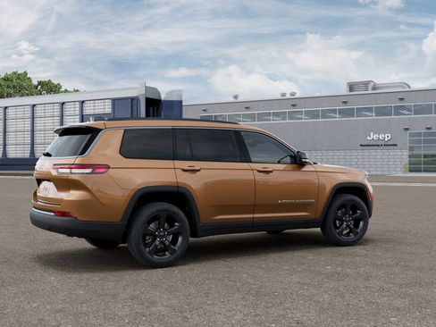 New 2026 Jeep Grand Cherokee L Limited AWD/4WD image 2