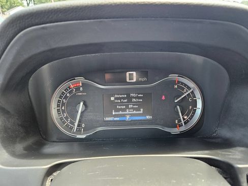 Used 2017 Honda Pilot Touring image 12