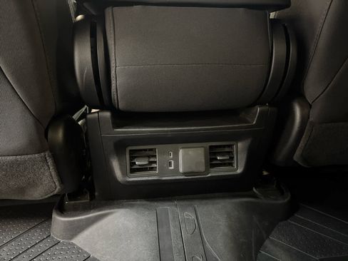 Certified 2025 Chevrolet Silverado 2500 LT w/ Convenience Package image 12