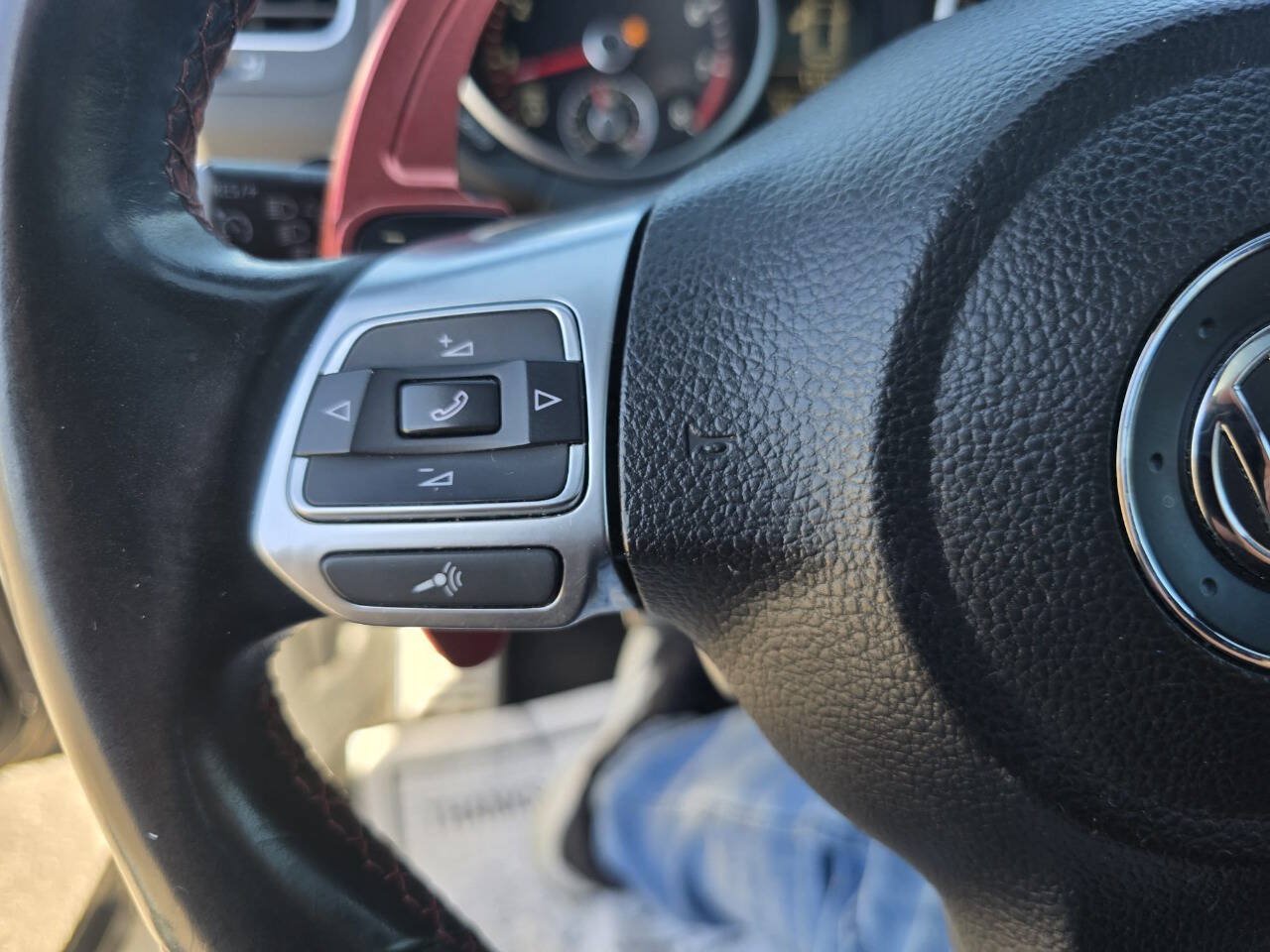 Used 2013 Volkswagen Golf 4-Door FWD image 39