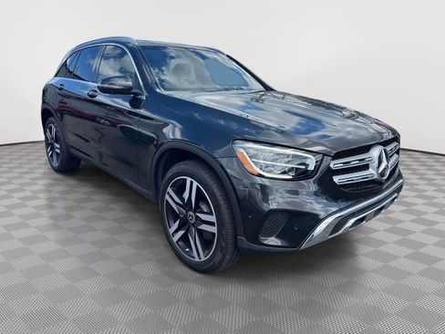 Used 2020 Mercedes-Benz GLC 300 image 4