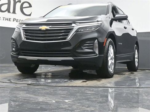 Used 2024 Chevrolet Equinox LT w/ LPO, Floor Liner Package image 4