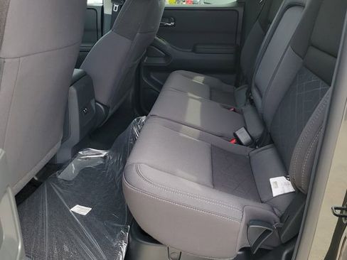 New 2026 Nissan Frontier SV w/ Tow Package AWD/4WD image 7