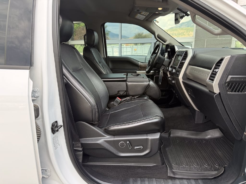 Used 2018 Ford F350 Lariat w/ Chrome Package AWD/4WD image 47