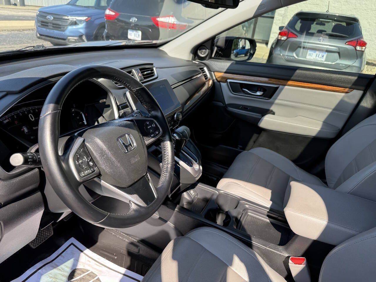 Used 2017 Honda CR-V Touring image 16
