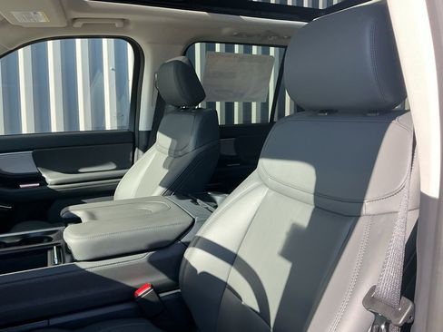 New 2026 Ford Expedition Max Active image 9