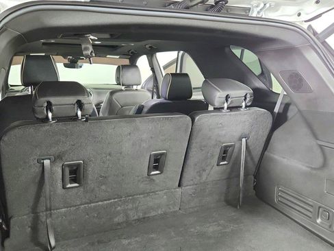 Used 2023 Chevrolet Traverse Premier w/ Redline Edition FWD image 27
