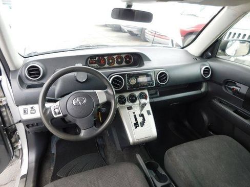 Used 2008 Scion xB FWD image 15