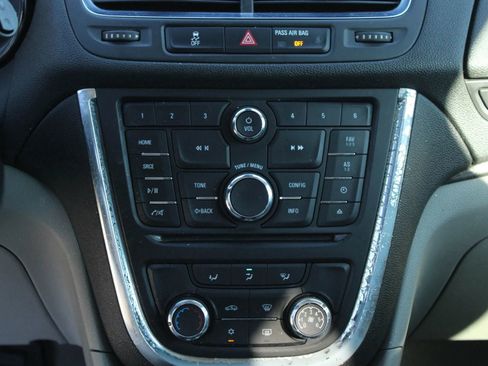 Used 2016 Buick Encore FWD image 19