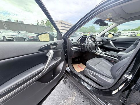 Used 2022 Mitsubishi Eclipse Cross SE AWD/4WD image 7