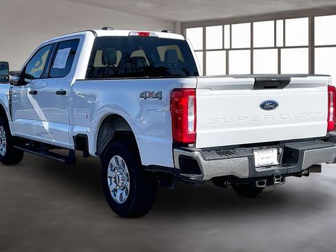 Used 2024 Ford F250 XLT image 4