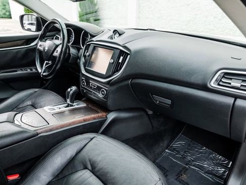 Used 2014 Maserati Ghibli S Q4 AWD/4WD image 20
