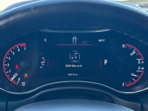 Used 2015 Dodge Durango Limited w/ Nav & Power Liftgate Group RWD image 23