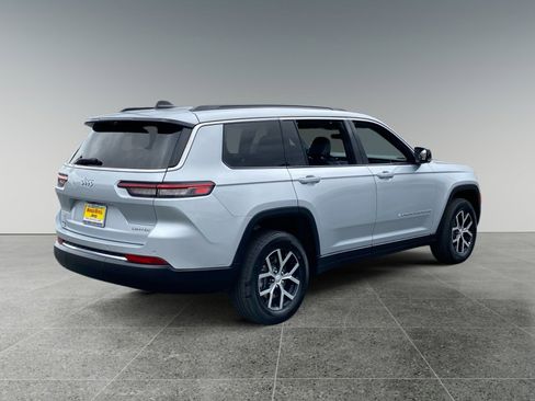 Used 2024 Jeep Grand Cherokee L Limited w/ Luxury Tech Group II AWD/4WD image 5