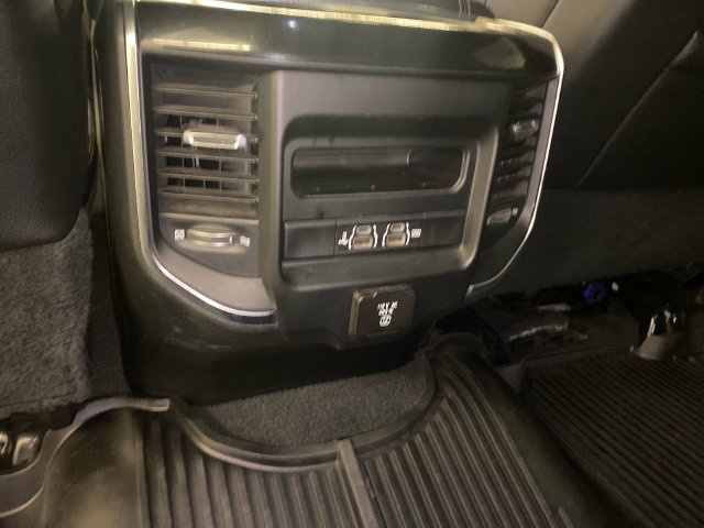 Used 2019 RAM 2500 Laramie w/ Night Edition AWD/4WD image 34