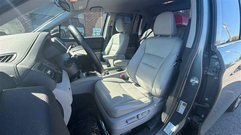 Used 2017 Honda Ridgeline RTL-T image 30