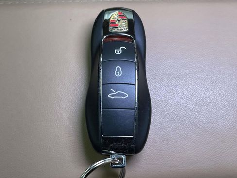 Certified 2017 Porsche 911 Carrera 4S image 42