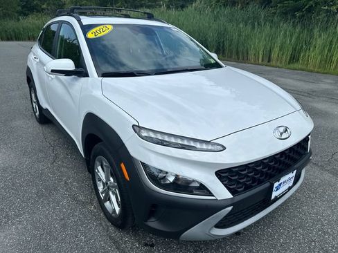 Certified 2023 Hyundai Kona SEL w/ Convenience Package AWD/4WD image 7