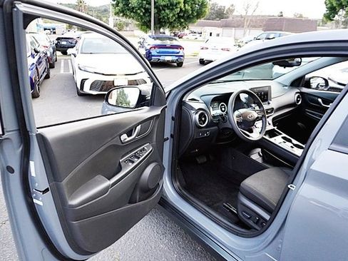 Certified 2023 Hyundai Kona SE w/ Cargo Package image 36