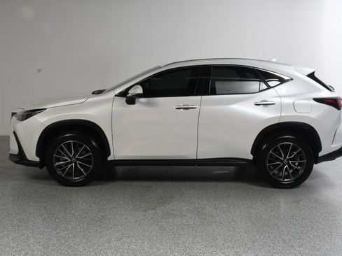 Used 2025 Lexus NX 250 FWD w/ Towing Package (2000 Lbs) image 3