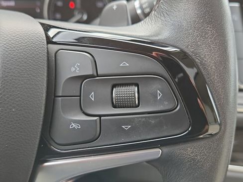 Used 2024 Buick Enclave Essence w/ Experience Buick Package FWD image 24