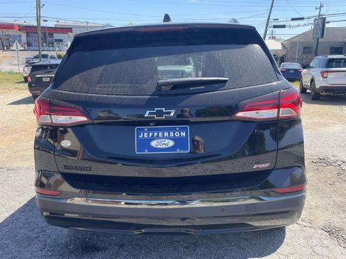 Used 2022 Chevrolet Equinox RS w/ RS Leather Package FWD image 4