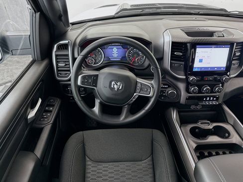 New 2026 RAM 1500 Express AWD/4WD image 21