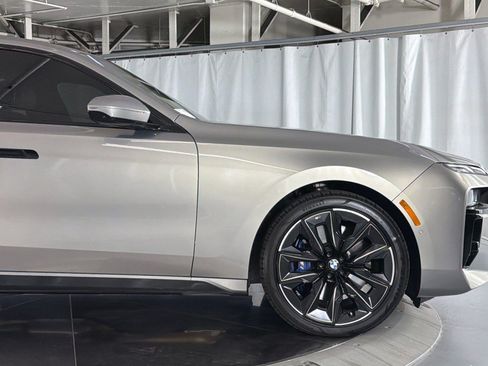 Used 2023 BMW 740i RWD image 35